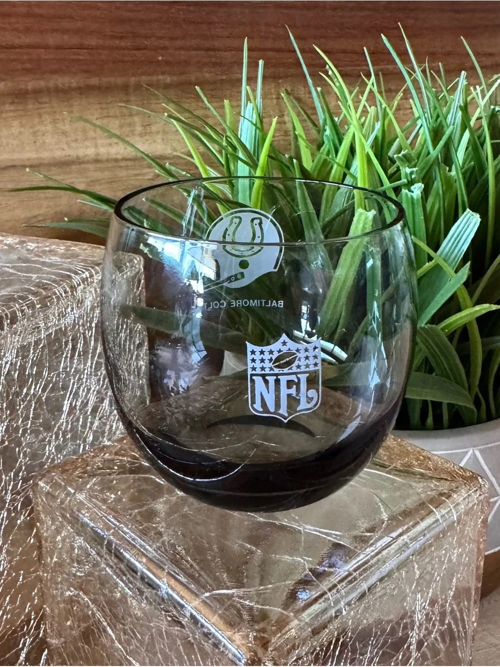 Vintage 1970s Baltimore Colts Smokey Gray Roly Poly Rocks Glass
